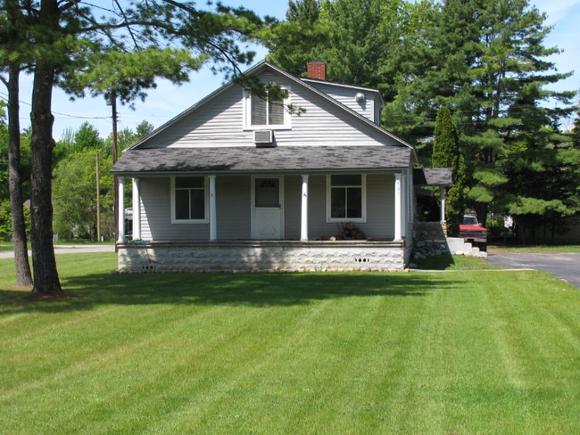 Building Photo - 3761 N Four Mile Rd