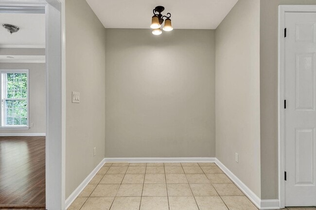 Building Photo - 3064 Igou Crossing Dr