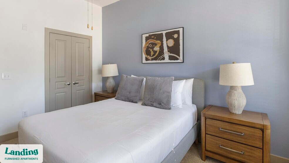 Building Photo - 5005 Galleria Dr