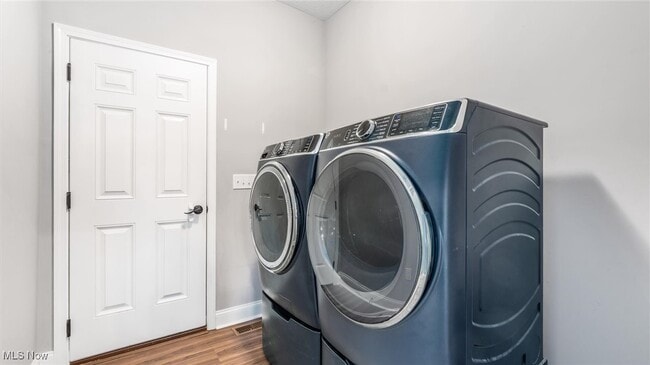 Building Photo - 6965 Chandlersville Rd