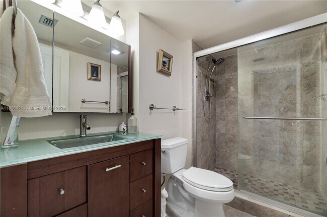 Building Photo - 20515 E Country Club Dr
