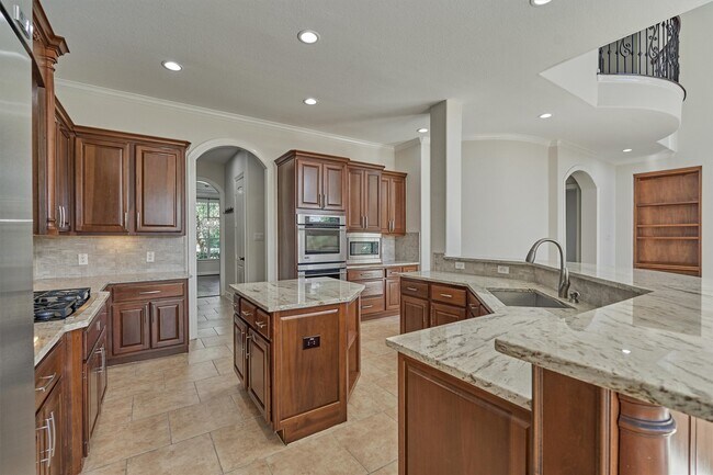 Building Photo - 23 Player Oaks Pl