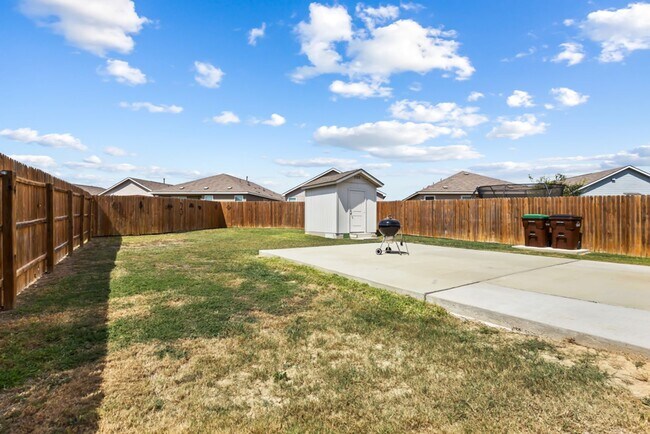 Building Photo - 13726 Locklear Way