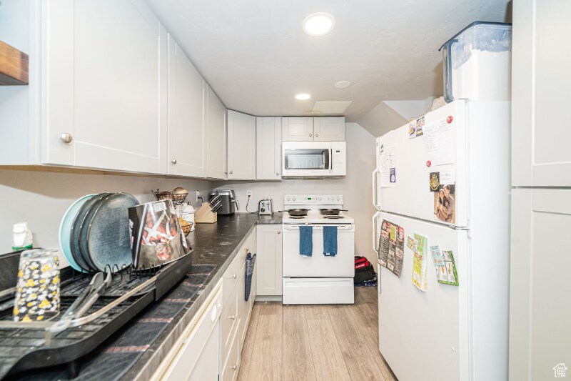 Building Photo - 1074 E 460 S St