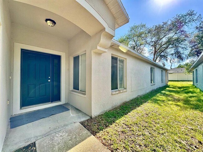 Building Photo - 18112 Canal Pointe St