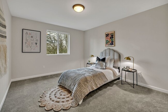Building Photo - Award winning school district! 4 bedroom with RV and boat parking!