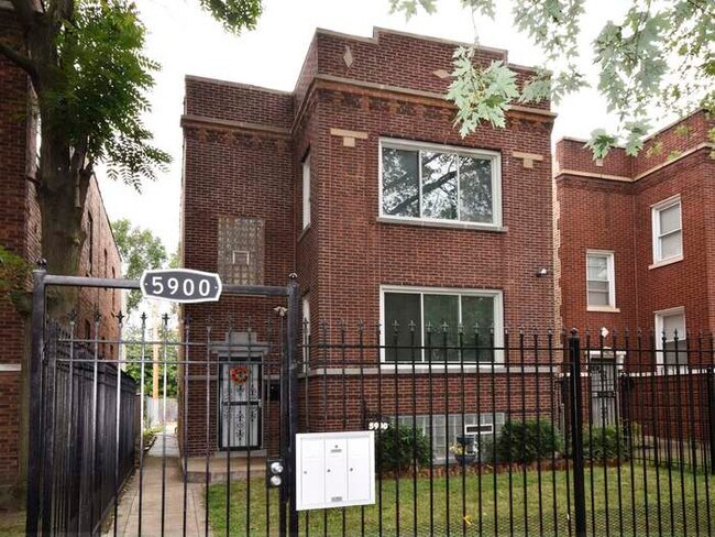 Primary Photo - 5900 W Cortland St