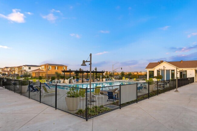 Building Photo - 3730 Benicia Ave