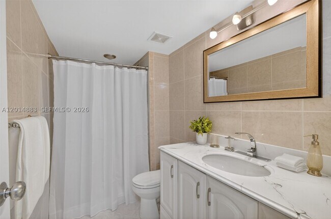 Building Photo - 2401 Collins Ave
