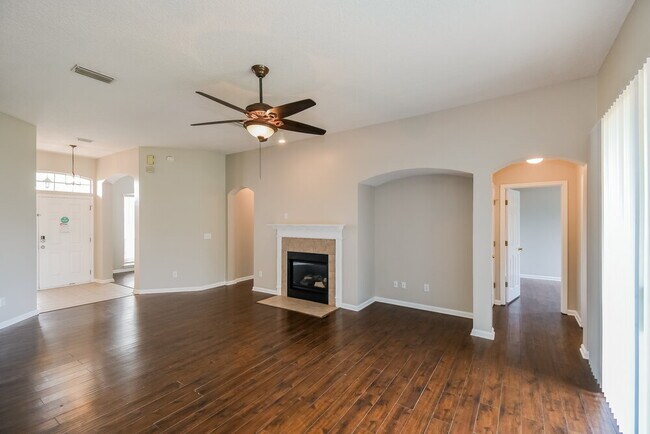 Building Photo - 2301 Bluegill Ct