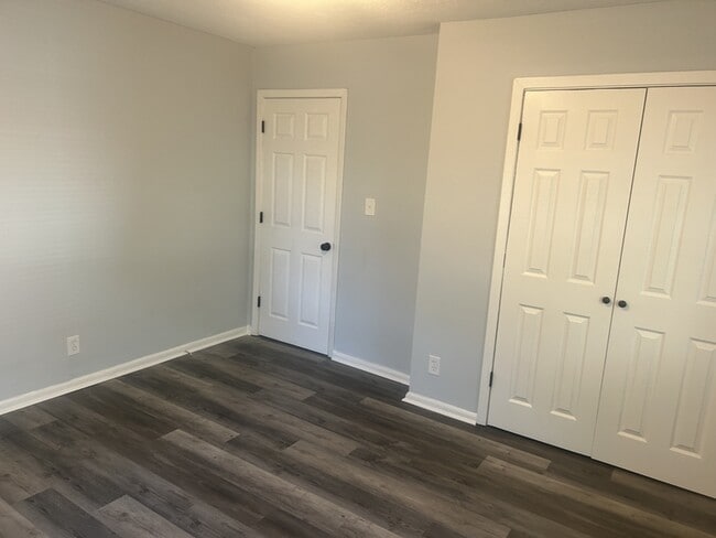 Building Photo - 6311 Glenlea Cir