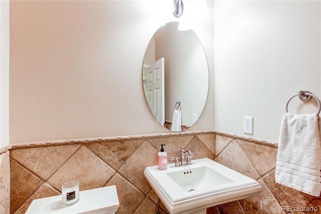 Building Photo - 10213 Bluffmont Dr