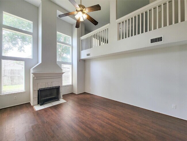 Building Photo - 6 Bedroom Home for Rent in Katy TX 77449 | Westfield | 3.5 Baths | 2-Car Garage