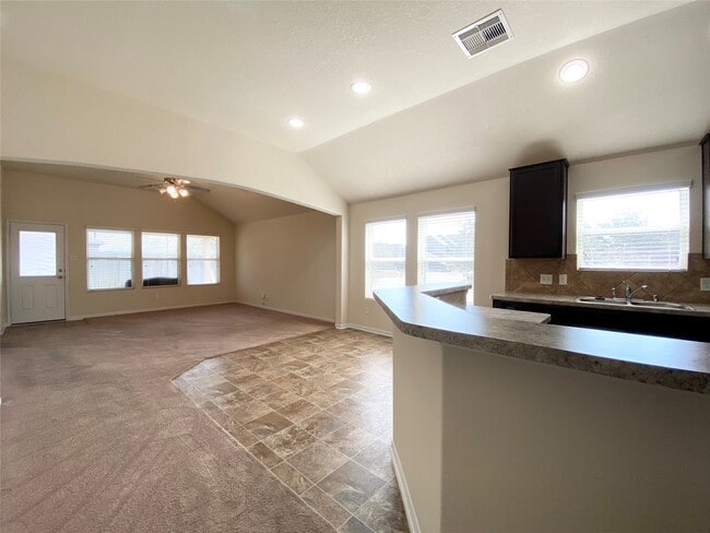 Building Photo - 15202 Pecan Lndg Dr