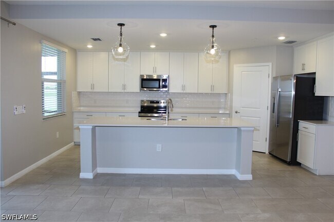 Building Photo - 5661 Melbourne Ct