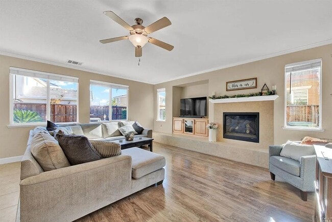 Building Photo - 107 Brighton Cir