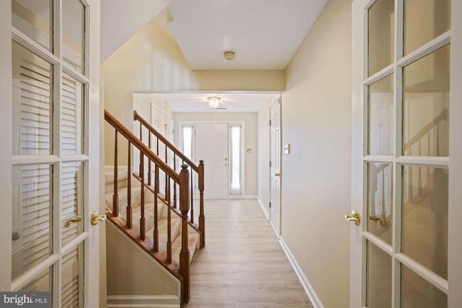 Building Photo - 7409 Gadsby Square