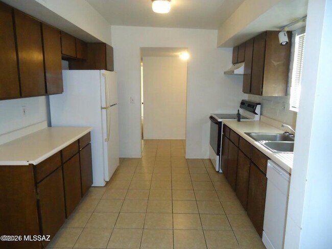 Building Photo - 7441 E 39th St