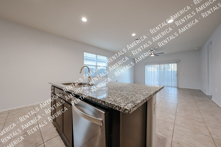 Building Photo - 36472 W San Capistrano Ave