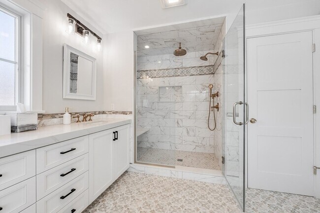 Building Photo - 6 Stanwood Pt