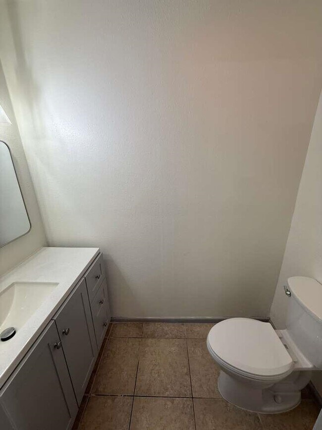 Building Photo - 5500 McPherson Rd