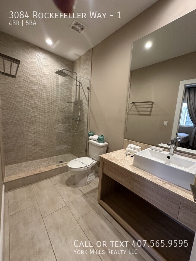 Building Photo - 3084 Rockefeller Wy