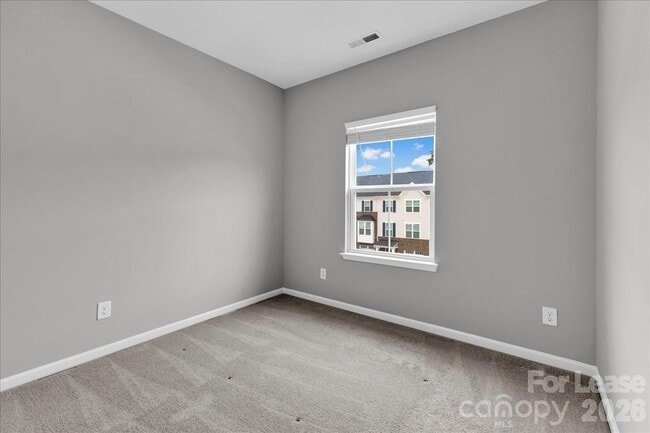Building Photo - 2611 Grantham Place Dr