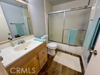 Building Photo - 872 Sierra Vista Dr