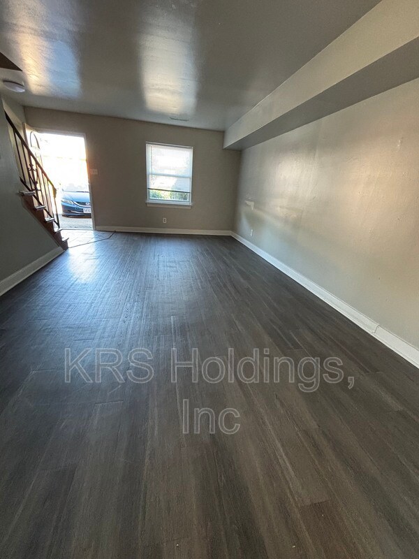 Building Photo - 5228 Goolsby Ct