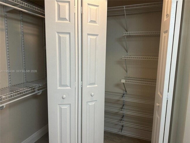 Building Photo - 10401 W Broward Blvd