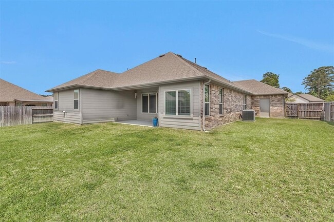 Building Photo - 31411 Raleigh Creek Dr
