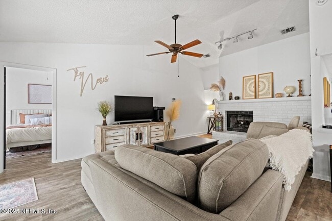 Building Photo - 9709 Fawn Brook Cir N