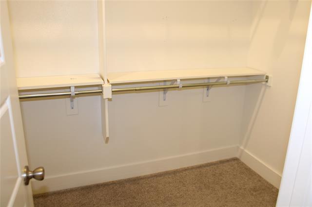 Building Photo - 3104 Armstrong Ave