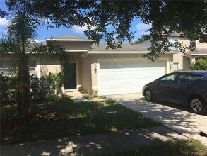 Building Photo - 10439 River Bream Dr