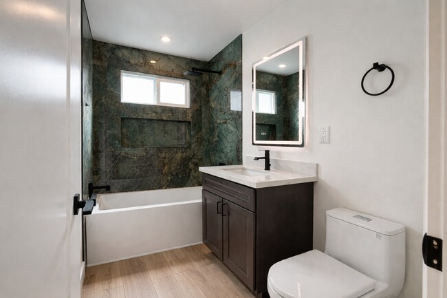 Building Photo - 4601 Almayo Ave