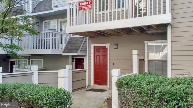 Building Photo - 5715 Chapman Mill Dr