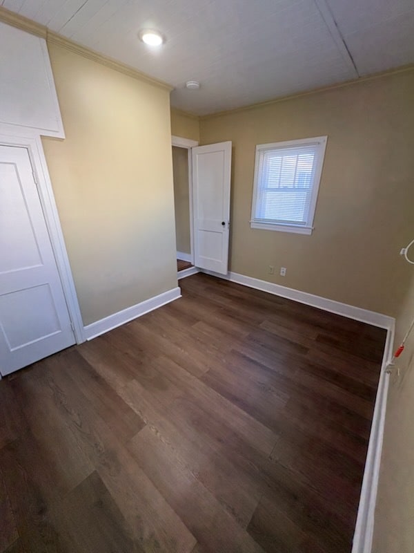 Building Photo - 533 Oak Ave