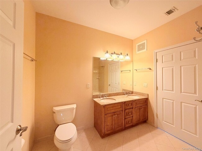 Building Photo - 943 Tower Ridge Cir