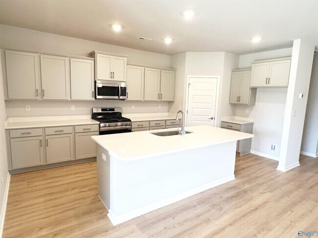 Building Photo - 11073 Wayland Rdg Dr