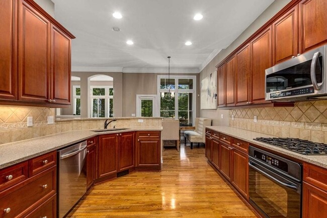 Building Photo - 3019 Riverstone Tr