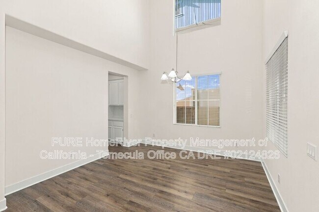 Building Photo - 34111 San Sebastian Ave