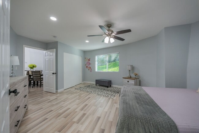 Building Photo - 28205 Meadow Oak Ln