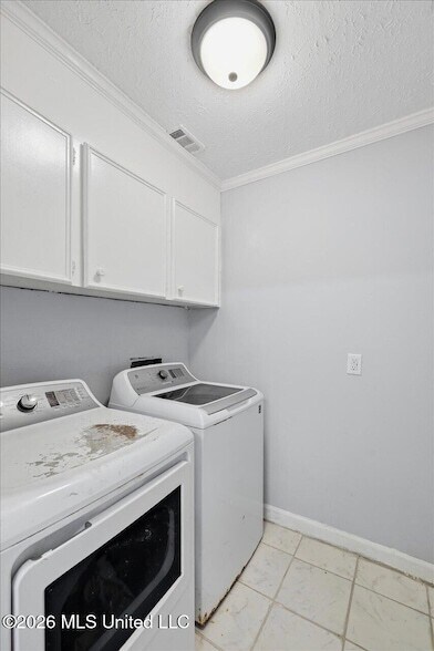 Building Photo - 225 Walnut Ridge St
