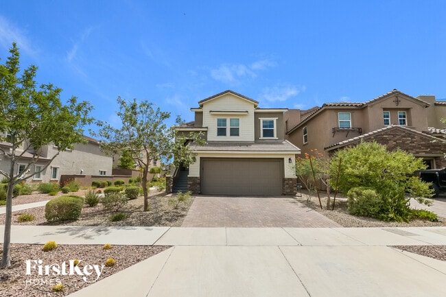 Building Photo - 868 N Water St