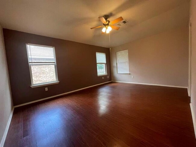 Building Photo - 2416 Socorro Bend