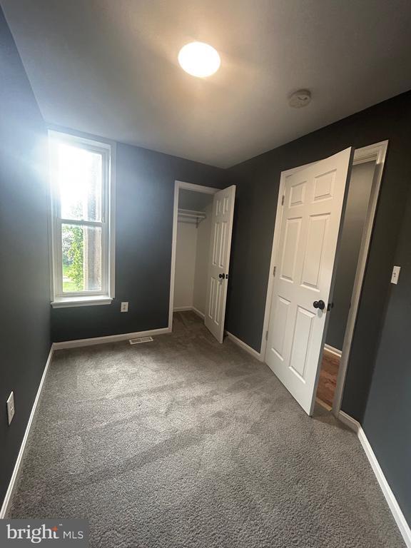 Building Photo - 1516 N Mount St