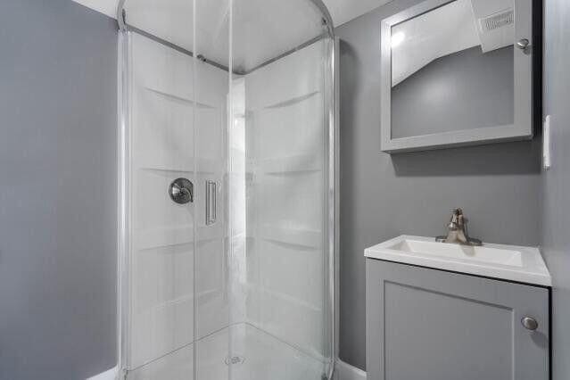 Building Photo - 4450 NE 23rd Ave