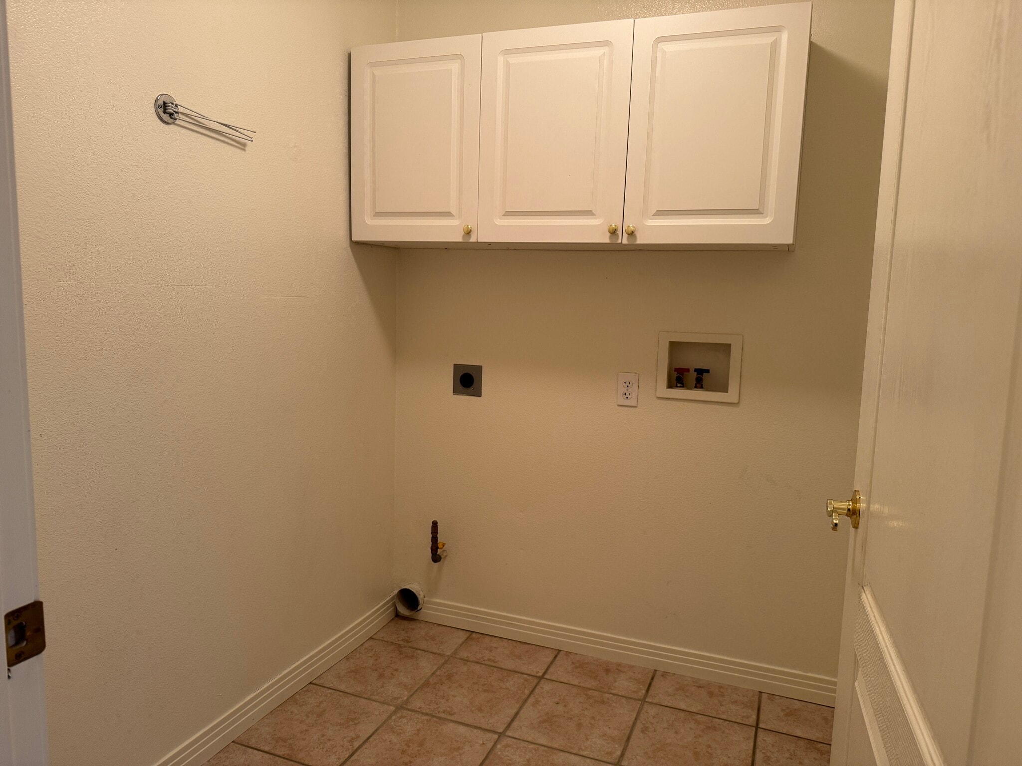 Building Photo - 16425 Chippewa Rd