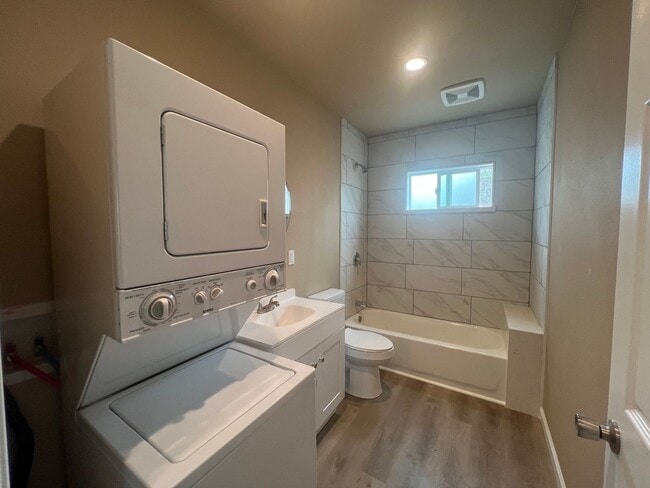 Building Photo - Brand new 1 bedroom with all utilities included!