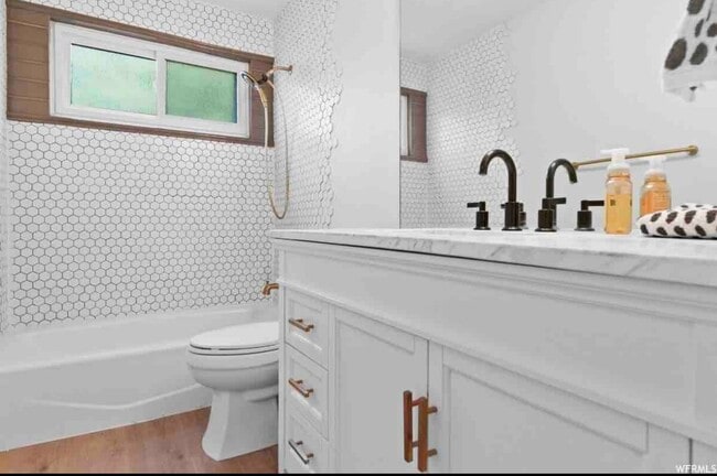 Building Photo - 10311 S Calla Lily Way